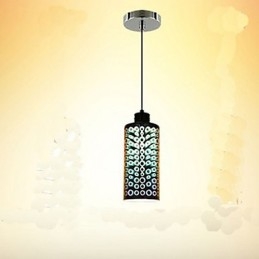 طاولة بسيطة ثلاثية الأبعاد مصنوعة من الزجاج بتصميم إبداعي
