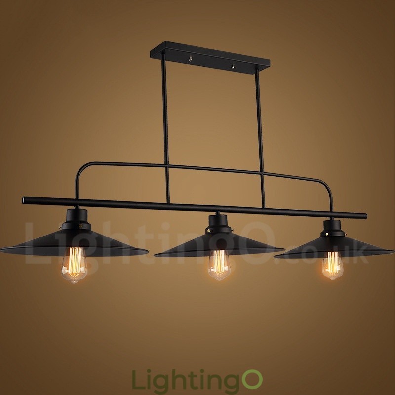 مصباح معلق من الفولاذ بثلاثة مصابيح بتصميم ريفي عتيق مع غطاء فولاذي