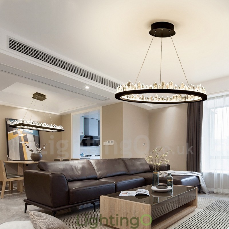 مصباح كريستالي بتصميم دائري أنيق