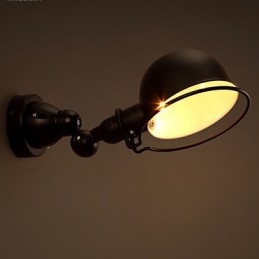 مصابيح حائط الممرات ذات الطابع الكلاسيكي القابلة للطي من شركة Creative Industries
