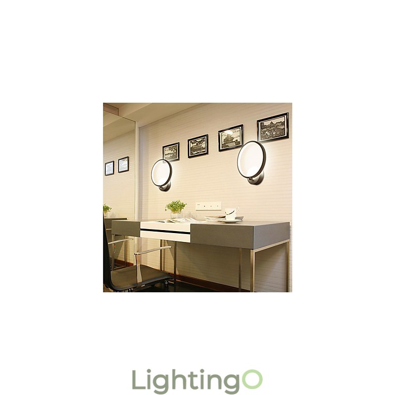 شمعدانات حائط حديثة ومعاصرة