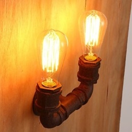 مصباح حائطي مزدوج من Creative Bar Conduit