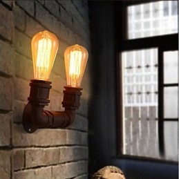 مصباح حائطي مزدوج من Creative Bar Conduit