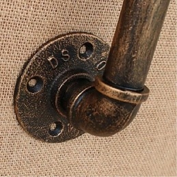 مصباح حائط صغير مزخرف على شكل أنبوب ماء بسيط من Nostalgia
