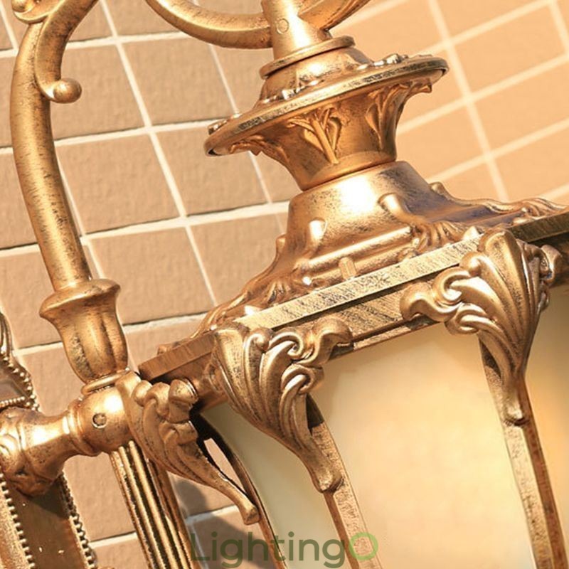 مصباح جداري منحوت مقاوم للماء بتصميم أوروبي عتيق للفناء والممر