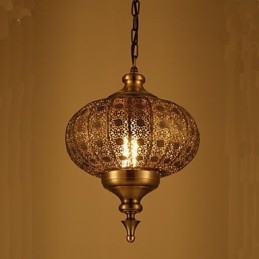 ثريا حديدية مجوفة يدوية الصنع بتصميم جنوب شرق آسيوي عتيق